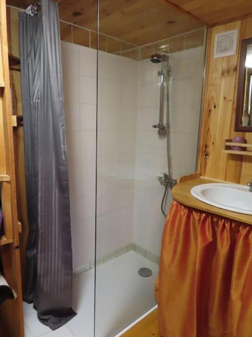 Cosy Cabane Montbrun-Bocage Extérieur photo