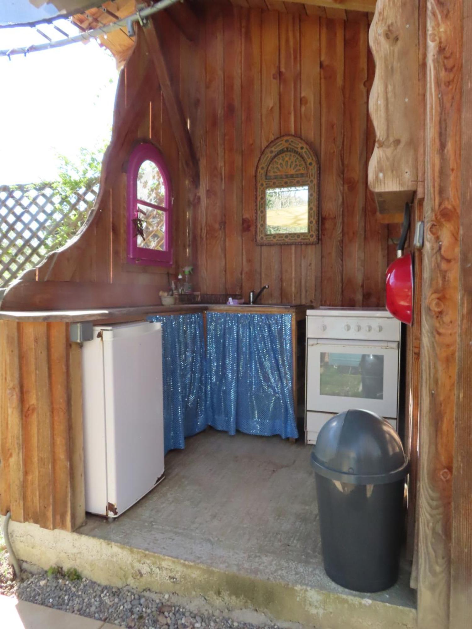 Cosy Cabane Montbrun-Bocage Extérieur photo